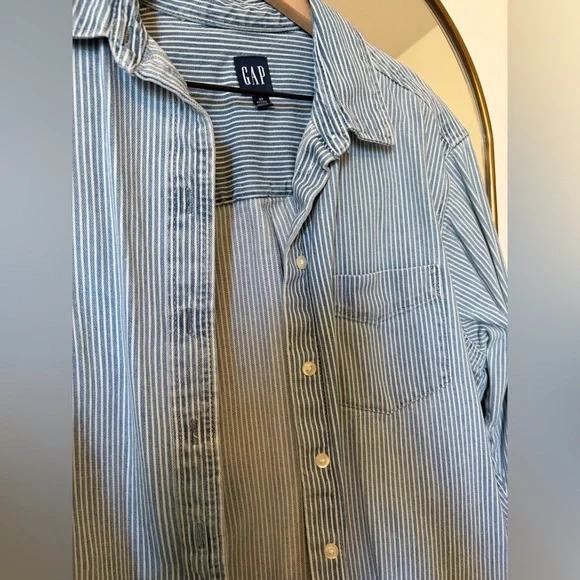 NWOT Gap Denim Stripe ‘Big Shirt’ - size XS petite - Picture 5 of 8